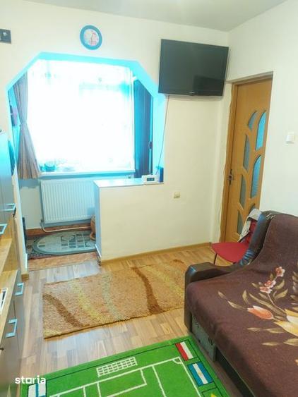 Apartament cu 3 camere semidecomandat în Fălticeni