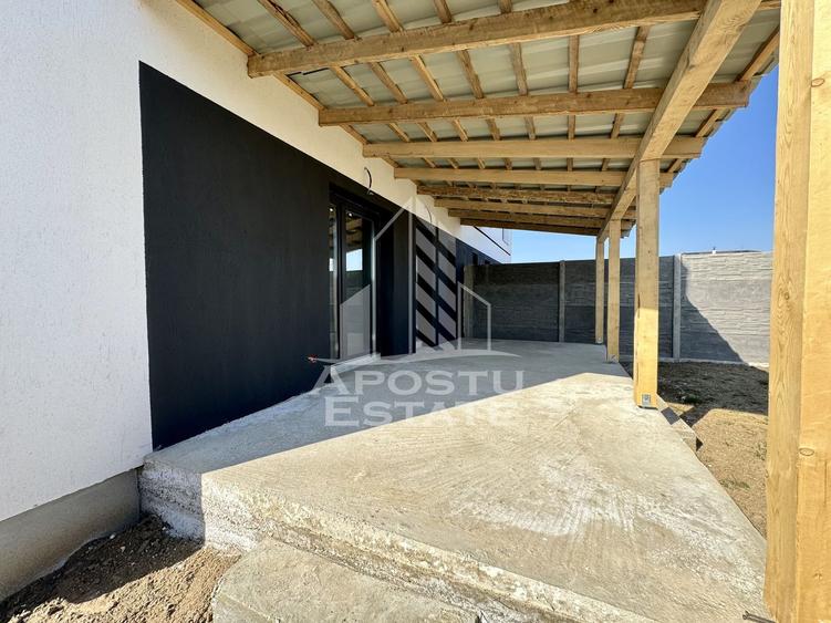 Duplex cu 4 camere cu Canalizare în Giroc