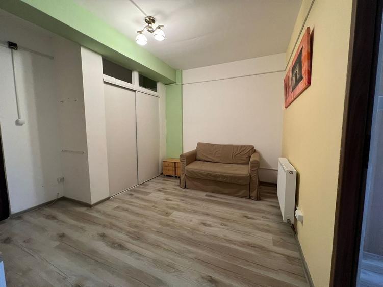 Garsonieră decomandată, mobilată în Mărăști
