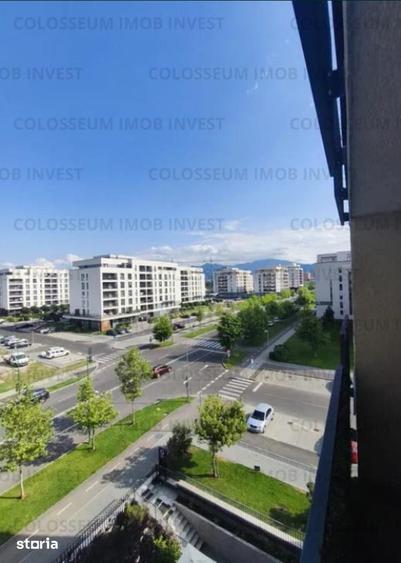 Apartament cu 2 camere decomandat în Tractorul