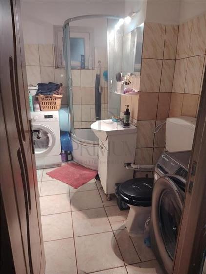Apartament cu 4 camere decomandat, mobilat în Aeroport