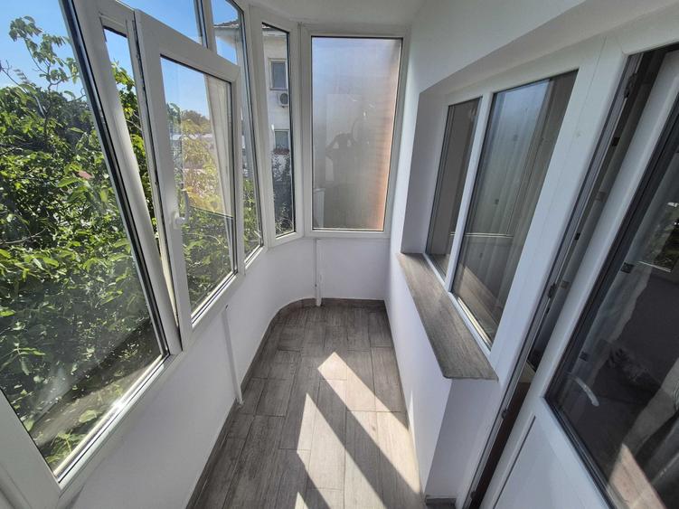 Apartament cu 2 camere decomandat în Sud