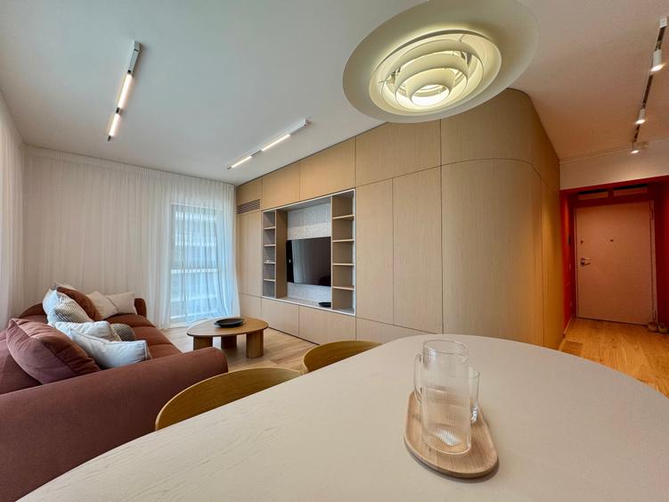 Apartament cu 3 camere decomandat în Pipera