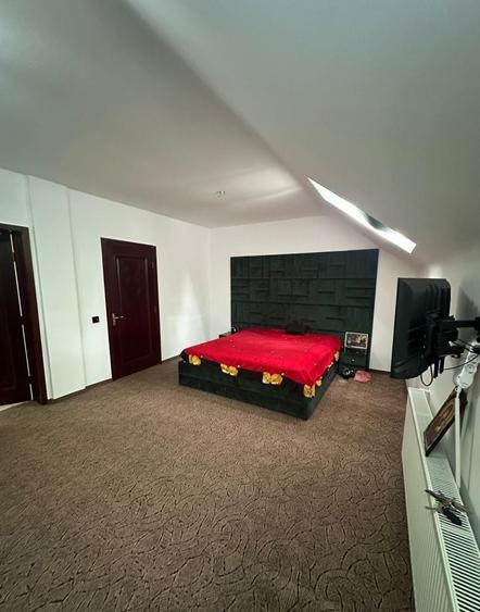 Apartament cu 4 camere decomandat, mobilat în Cioplea