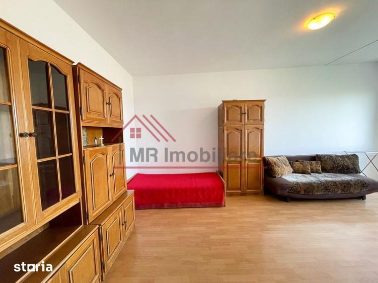 1 camera, decomandat, 45 mp, cartier GRUIA, zona Parcul Cetatuia, CFR - 3