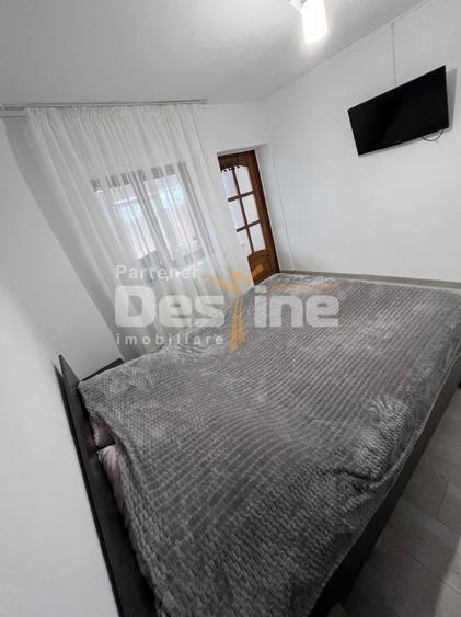 Casă individuală cu 5 camere cu Canalizare în Palas
