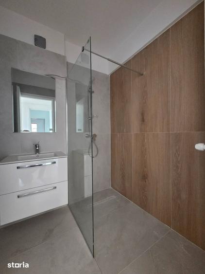 Apartament cu 4 camere decomandat în Theodor Pallady