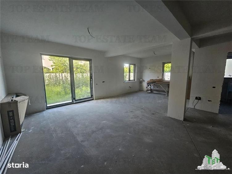 Casă cu 4 camere cu Teren 232.5 Mp în Păcii