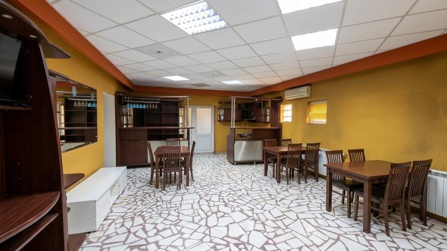 Casă individuală cu 7 camere cu Piscina în Sălaj