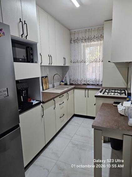 Apartament cu 3 camere în Mănăstirea Doamnei