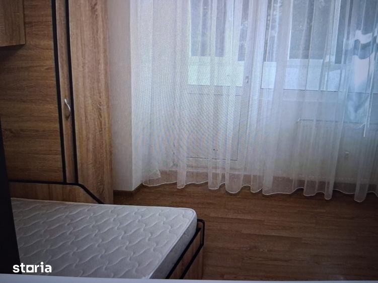 Garsonieră decomandată în Tei