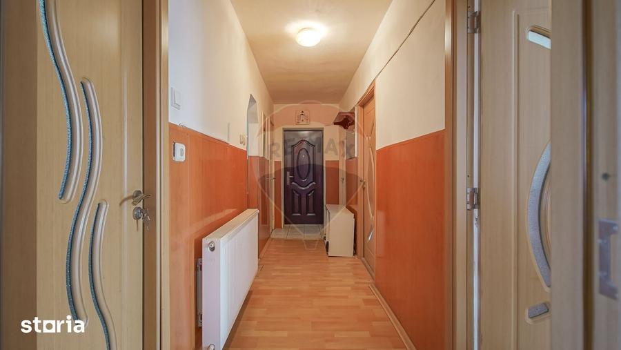 Apartament cu 4 camere în Stupini