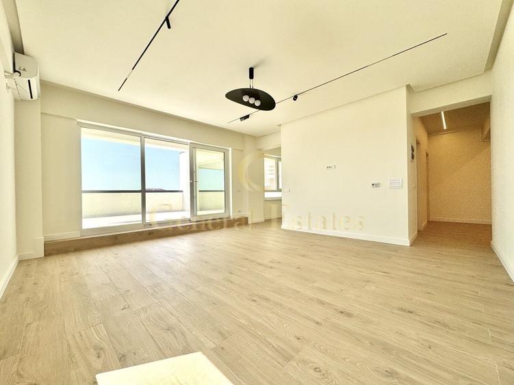 Penthouse cu 3 camere decomandat în Valea Lupului