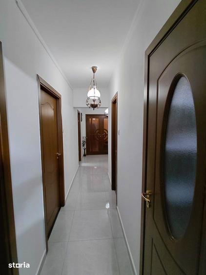 Apartament cu 3 camere decomandat în Ultracentral