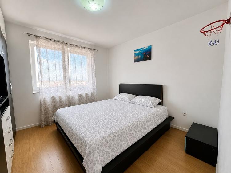 Apartament cu 2 camere decomandat în Avantgarden