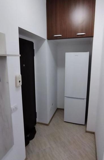 Garsonieră decomandată în Central