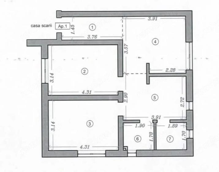 Apartament cu 3 camere semidecomandat în Sânandrei