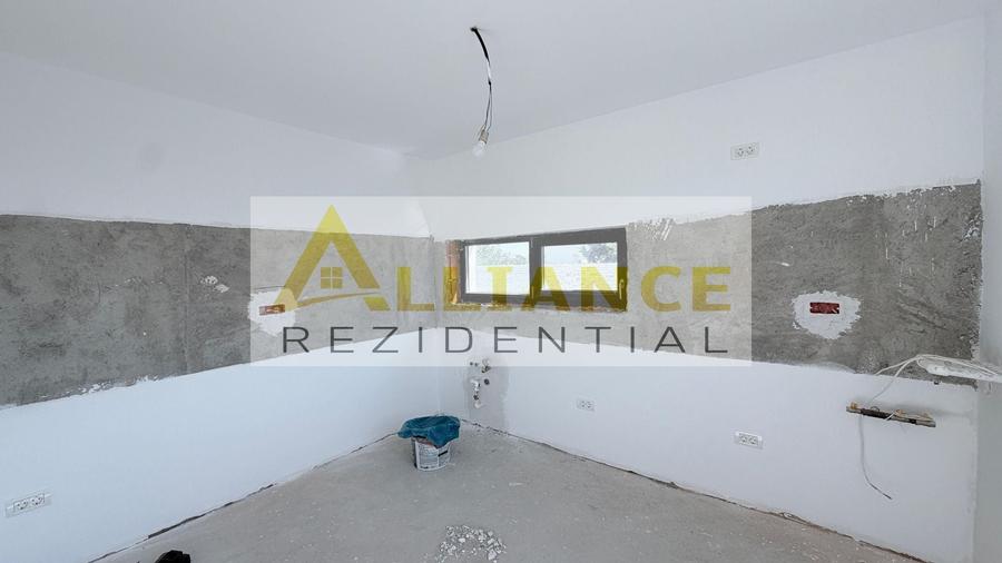 Casă individuală cu 4 camere cu Canalizare în Berceni