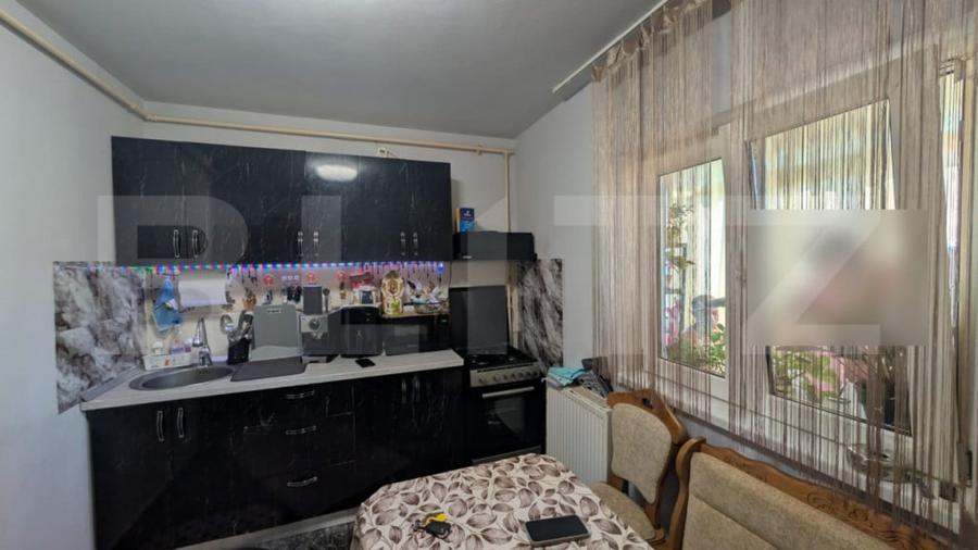 Apartament 3 camere decomandat, zona Catedrala Eroilor T - 4