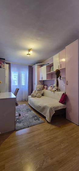 Apartament cu 3 camere decomandat în Ultracentral