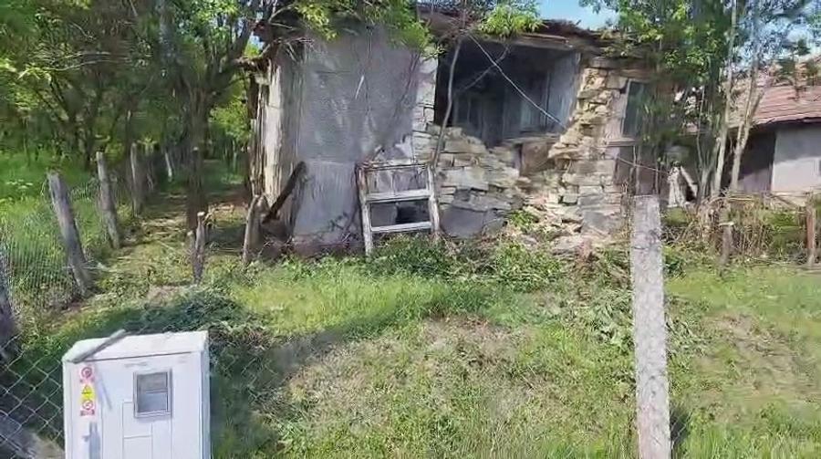 Teren de 2500 mp, în Sud