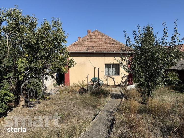 Casă cu 2 camere decomandat cu Teren 670 Mp în Apahida