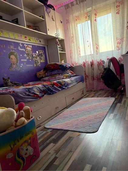Apartament cu 3 camere semidecomandat în Șagului