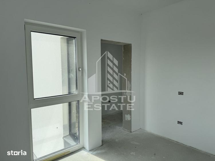 Casă cu 4 camere în Ghiroda