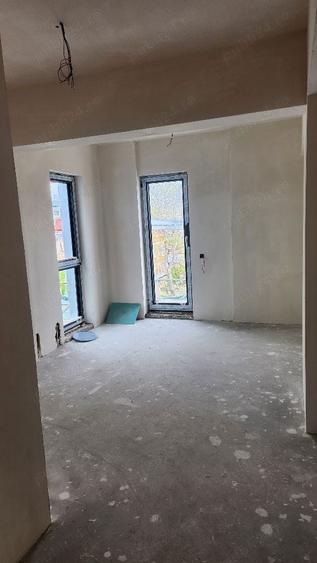 Apartament cu 2 camere decomandat în Obor