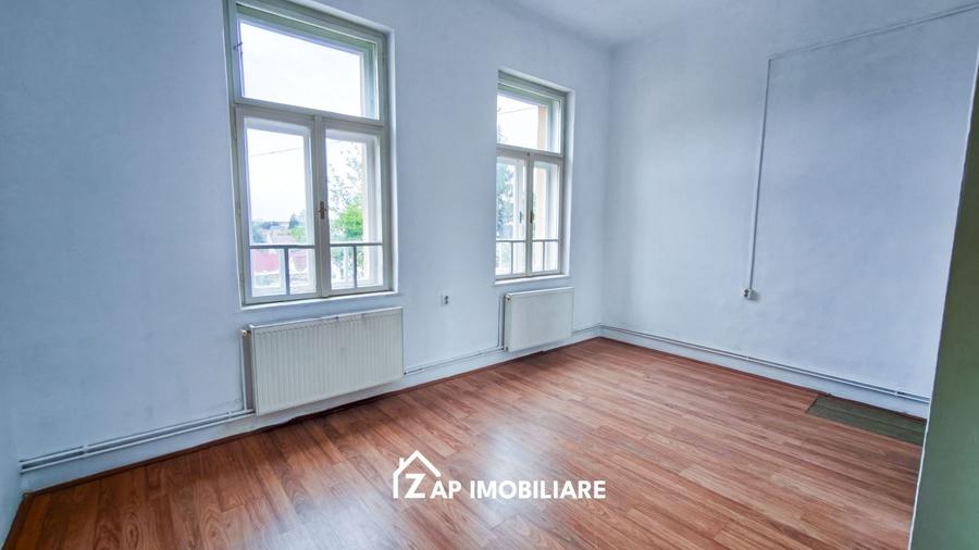 Birou, de 27 mp, în Ultracentral