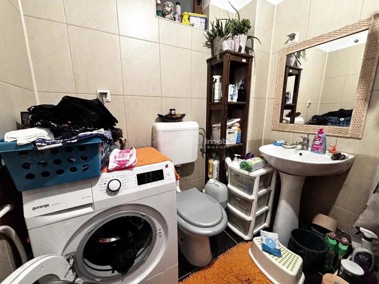 Casă cu 3 camere cu Teren 249 Mp în Biharia