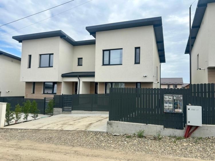 Casă individuală cu 4 camere cu Teren 250 Mp în Valea Lupului
