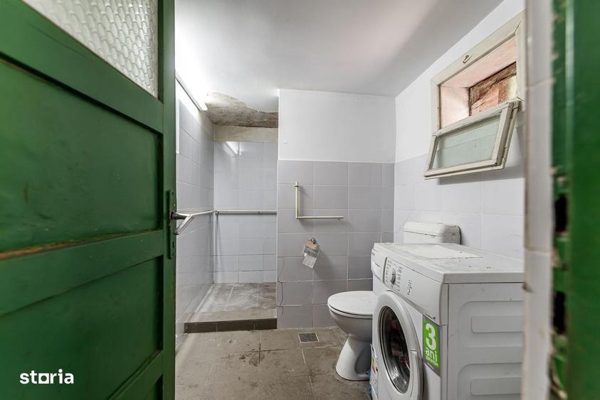 Casa cu teren 1018 mp si 2 fronturi stradale- Bujac - 4