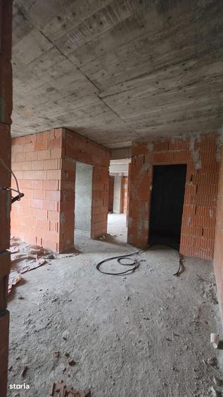 Apartament cu 4 camere în Central