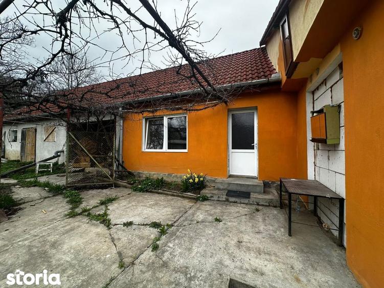 Casă cu 4 camere cu Teren 1900 Mp în Șura Mare