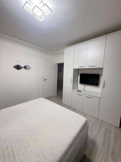 Apartament cu 2 camere semidecomandat în Torontalului
