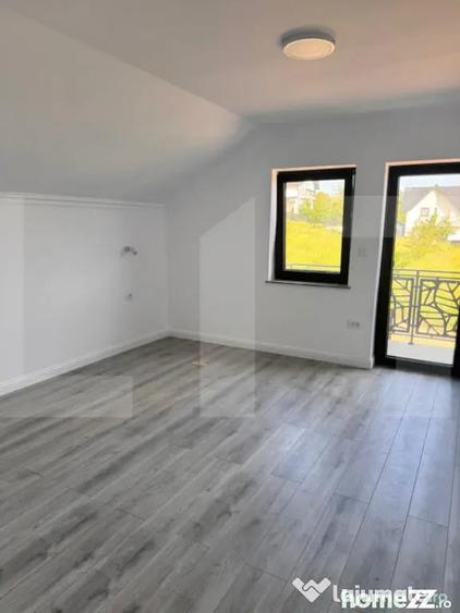 Casă cu 4 camere cu Teren 373 Mp în Central
