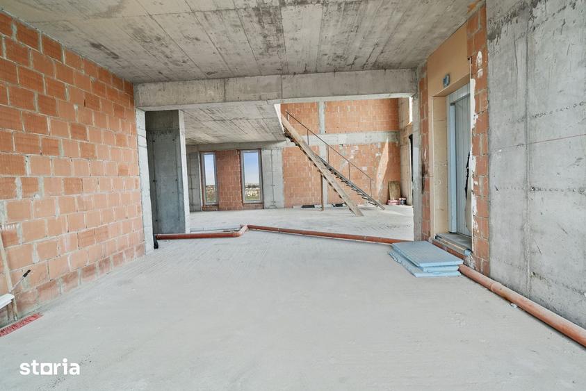 Penthouse 780 mp din Care 400 mp Terasa si 380 mp interiori Piscina - 13