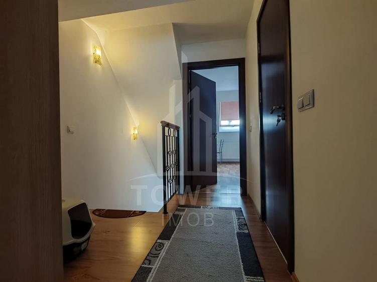 Apartament cu 4 camere decomandat în Turnișor
