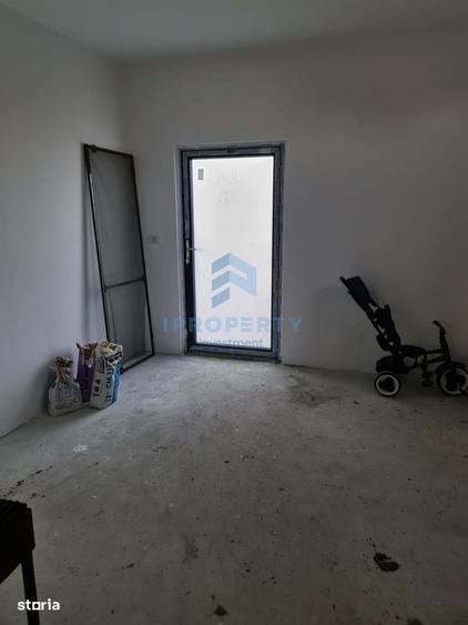 Casă cu 2 camere cu Teren 1700 Mp în Brăniștari