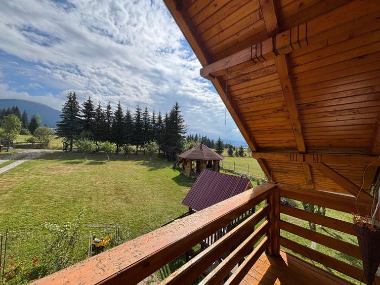 Casa la munte P+1 curte 1800mp si anexe la 10 km de Vatra Dornei - 2