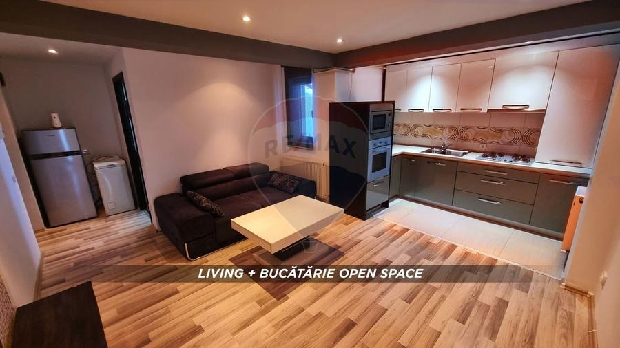 Apartament cu 2 camere semidecomandat, mobilat în Republicii