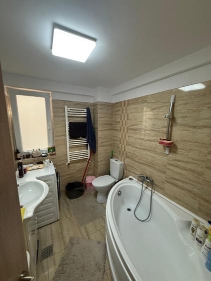 Apartament cu 2 camere semidecomandat în Valea Lupului