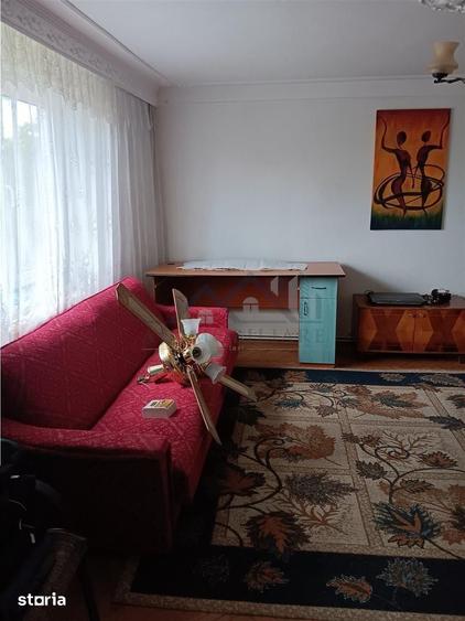 Casă cu 5 camere cu Teren 1000 Mp în Copou