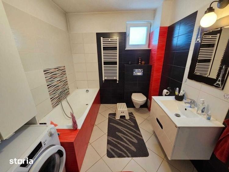 Casă cu 4 camere cu Teren 168 Mp în Brănești