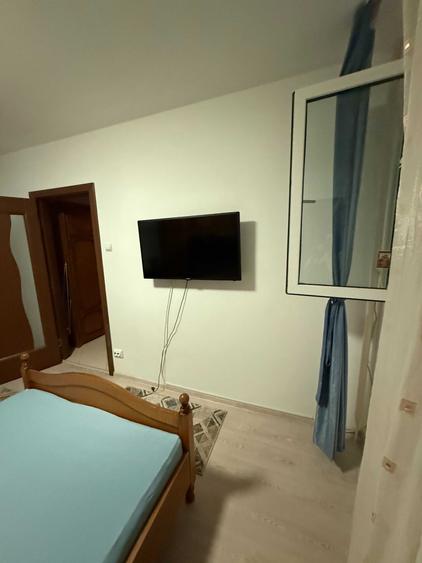 Apartament cu 2 camere semidecomandat în Iancului