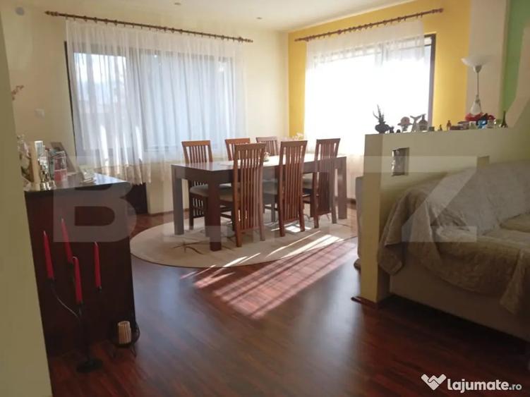 Casă cu 7 camere cu Teren 200 Mp în Tălmăcel