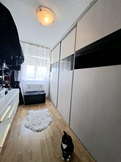 Apartament cu 4 camere decomandat, mobilat în Codlea
