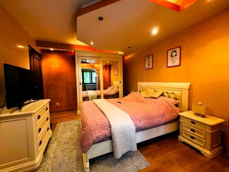 Apartament cu 3 camere decomandat în Târgu Cucu