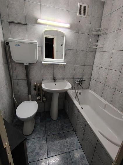 Particular închiriez apartament - 11